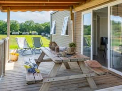 MOBILHOME 8 personnes - 8p 4ch ***