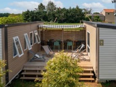 MOBILHOME 10 personnes - Friends 10p 5ch ****