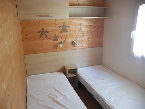 CHALET 6 personnes - Grand Confort Type KAITI 830 -  4/6 places,