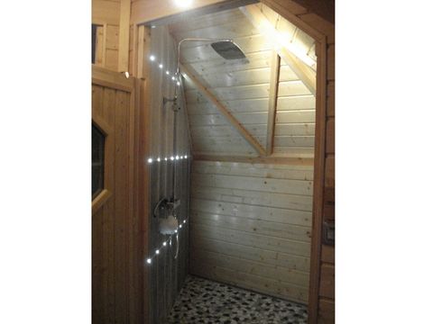 HÉBERGEMENT INSOLITE 4 personnes - Destination Finlande - Kota et son bain nordique privatif  2/4 places