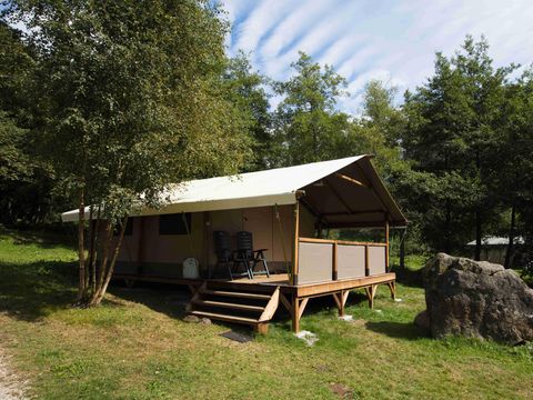 Tente en toile et en bois 5 personnes - Grande Lodge Nature et Luxe sans sanitaires