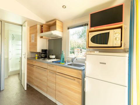 MOBILHOME 4 personnes - Confort - 30 m² - 2 chambres - Vue Ferme