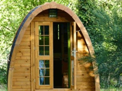 HÉBERGEMENT INSOLITE 4 personnes - POD (SANS SANITAIRES ET SANS EAU)