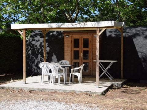 HÉBERGEMENT INSOLITE 4 personnes - POD (SANS SANITAIRES ET SANS EAU)