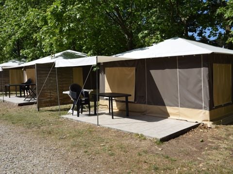 TENTE 5 personnes - CARAIBES (SANS SANITAIRES ET SANS EAU)