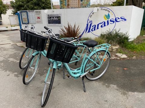 TENTE 5 personnes - CARAIBES (SANS SANITAIRES ET SANS EAU)