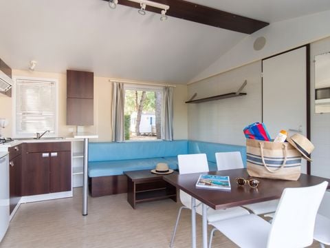 MOBILHOME 6 personnes - En arrivée samedi (4 adultes + 2 enfants)