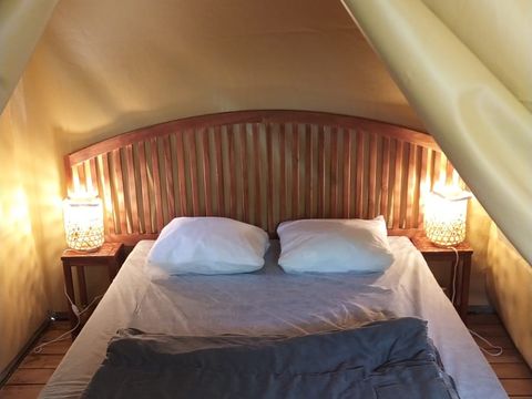 TENTE TOILE ET BOIS 4 personnes - Lodge sur pilotis Confort+ 30m² (sans sanitaires)