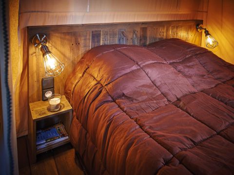 TENTE TOILE ET BOIS 5 personnes - Lodge sur pilotis Confort+ 46m² (sans sanitaires)