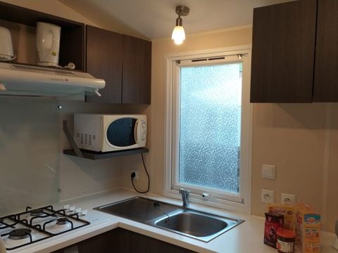 Mobilhome 5 personnes - Mobil-home Confort 29m² (2 chambres ) + Terrasse couverte + Clim
