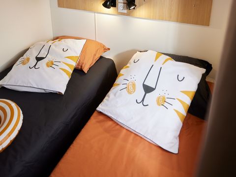 Mobilhome 7 personnes - Mobil-home 35m² Premium (3 chambres) + Terrasse + LV + TV + Clim