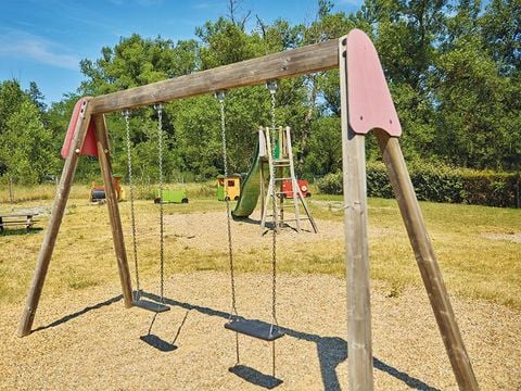 Camping Domaine du Cros d'Auzon - Camping Ardèche