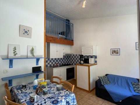 GÎTE 4 personnes - Gîte Duplex ST Clim + TV
