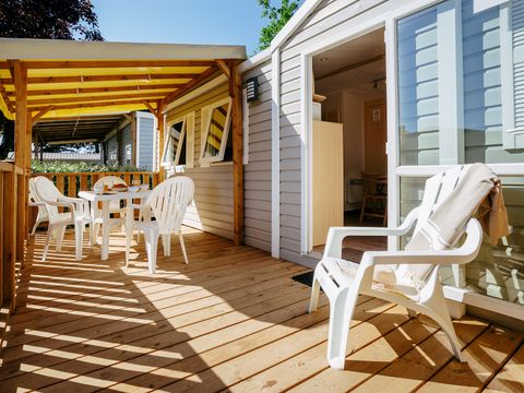 MOBILHOME 6 personnes - Mobil-home | Classic | 3 Ch. | 6 Pers. | Terrasse surélevée | 1 SDB
