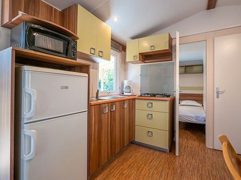 MOBILHOME 4 personnes - Mobil-home | Classic | 2 Ch. | 4 Pers. | Terrasse surélevée | TV