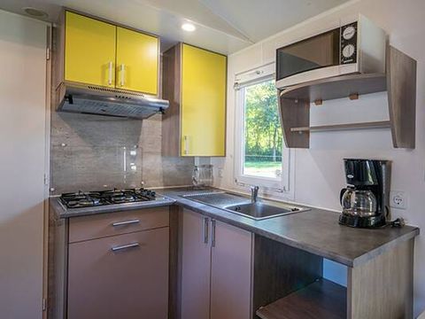 MOBILHOME 6 personnes - Mobil-home | Comfort | 3 Ch. | 6 Pers. | Terrasse surélevée | 1 SDB