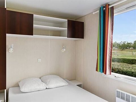 MOBILHOME 6 personnes - Classique | 2 chambres | 4/6 pers. | Terrasse simple | 1 salle de bain | TV