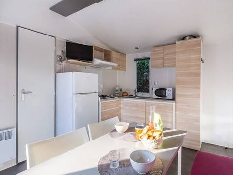 MOBILHOME 4 personnes - Confort | 3 Chambres | 6 Couchages | Terrasse semi couverte | 1 Salle de bain