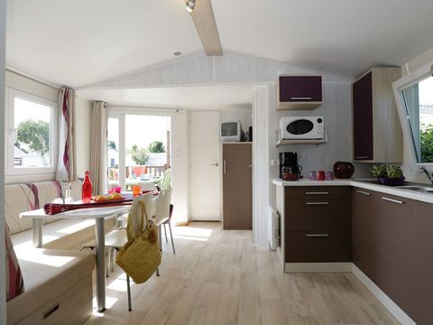 MOBILHOME 6 personnes - Classique 3 chambres terrasse semi intégrée 