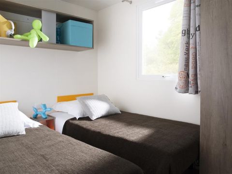 MOBILHOME 4 personnes - Classique 2 chambres terrasse semi intégrée