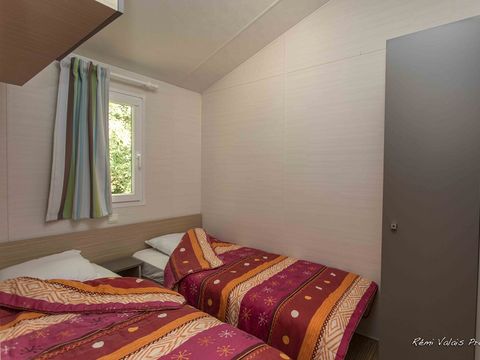MOBILHOME 4 personnes - MH Confort Presqu'ile 2ch 4 pers