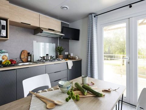 MOBILHOME 4 personnes - Premium+ 3 Pièces 4 Personnes Climatisé + TV