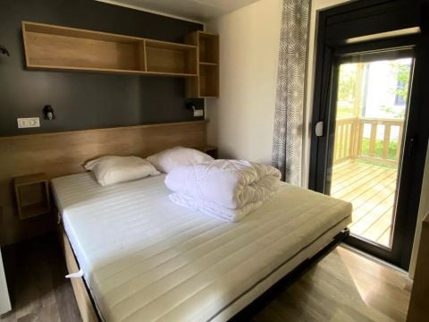 MOBILHOME 2 personnes - Premium 2 Pièces 2 Personnes Climatisé + TV