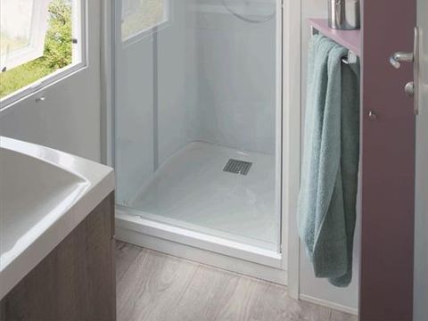 Mobilhome 4/5 personnes - Loggia Privilège 26 m² - 2 chambres - TV - Lave-vaisselle