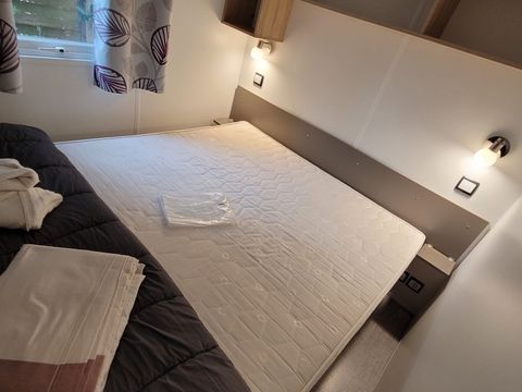 Mobilhome 4 personnes - Happy 26m² - 2 chambres - TV