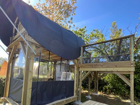 Hébergement 2 personnes - INSOLITE Détente - 12m² - 1 chambre - Terrasse - Sans sanitaires