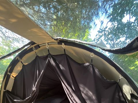 HÉBERGEMENT INSOLITE 4 personnes - NOUVEAUTE // DK'ouverte DKbane INSOLITE - 2 chambres (avec sanitaires et sans TV) 3/4 pers.