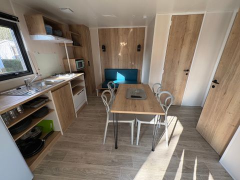 Mobilhome 4 personnes - Palmy Premium 24,5m2 - 2 chambres - CLIM - TV - Lave-vaisselle - Terrasse Couverte