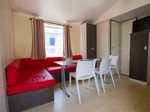 MOBILHOME 6 personnes - Family 29 m² (3ch - 6 pers) + TV