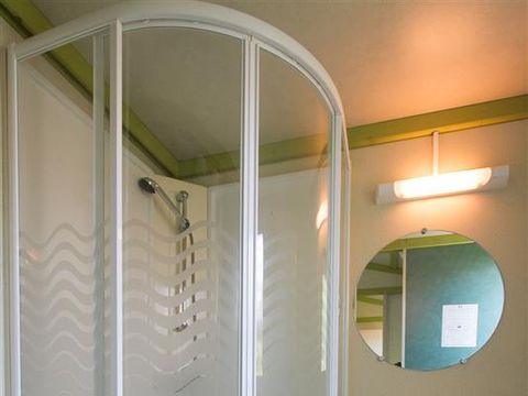 Chalet 5 personnes - 25 m² - 2 chambres - TV