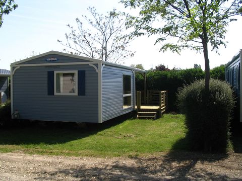 Mobilhome 4/5 personnes - Loggia 26 m² - 2 chambres - TV