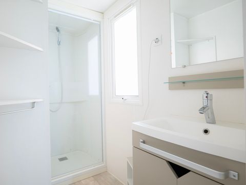MOBILHOME 4 personnes - CONFORT - Samedi