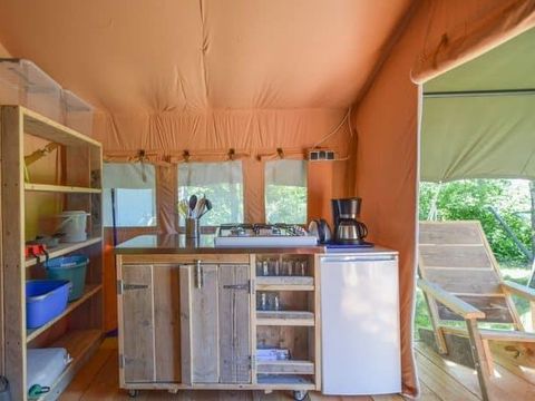 Tente en toile et en bois 5 personnes - LODGE NATURE 35 m²