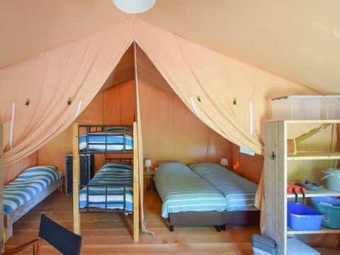 Tente en toile et en bois 5 personnes - LODGE NATURE 35 m²