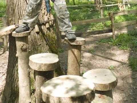 Camping Des Arcades - Camping Lot - Image N°46