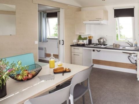 MOBILHOME 4 personnes - Classique 2 chambres 4.  PMR ( Personnes à mobilité réduite prioritairement)