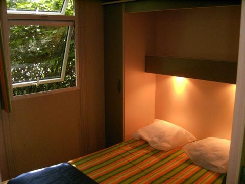 CHALET 4 personnes - STANDARD TRIANON 20m²  2 chambres - terrasse couverte