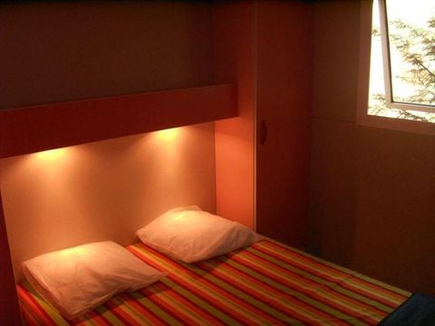 CHALET 5 personnes - CONFORT MOREA 25m² 2 chambres - Terrasse couverte