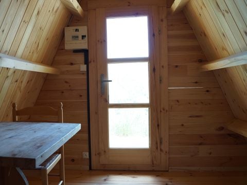 HÉBERGEMENT INSOLITE 3 personnes - CHALET TRAPPEUR CHEVREUIL 15 m²