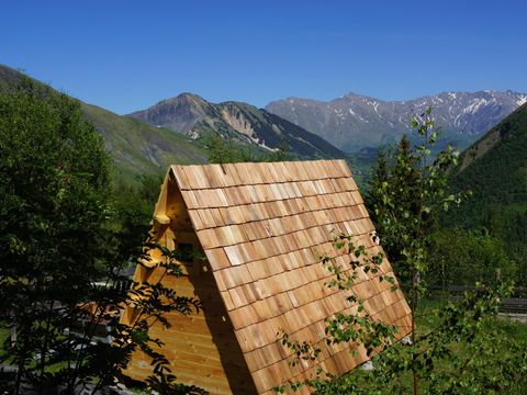 HÉBERGEMENT INSOLITE 3 personnes - CHALET TRAPPEUR CHEVREUIL 15 m²