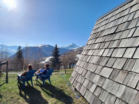 Insolite 3 personnes - CHALET TRAPPEUR CHEVREUIL 15 m²