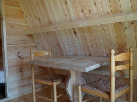 HÉBERGEMENT INSOLITE 3 personnes - CHALET TRAPPEUR CHEVREUIL 15 m²