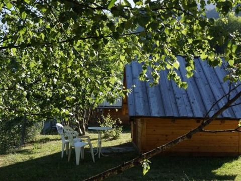 Insolite 2 personnes - CHALET TRAPPEUR MARMOTTE 5 m²