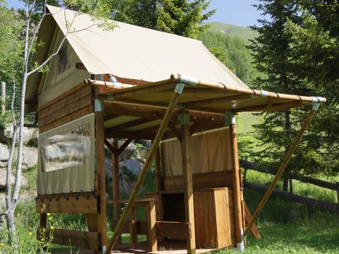 HÉBERGEMENT INSOLITE 2 personnes - CHALET TRAPPEUR BIVOUAC CHEVREUIL 5 m²