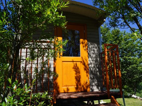 HÉBERGEMENT INSOLITE 3 personnes - EDELWEISS 15 m²