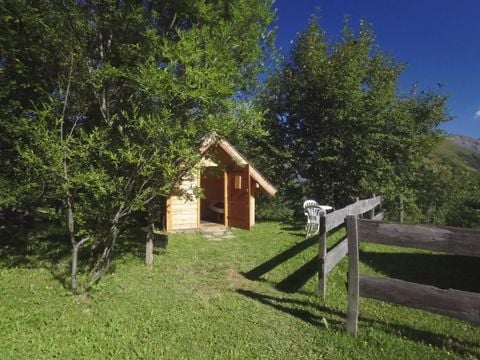HÉBERGEMENT INSOLITE 2 personnes - Hutte MARMOTTE - Pas de cuisine, pas de sanitaires (ni WC, ni salle de bain)